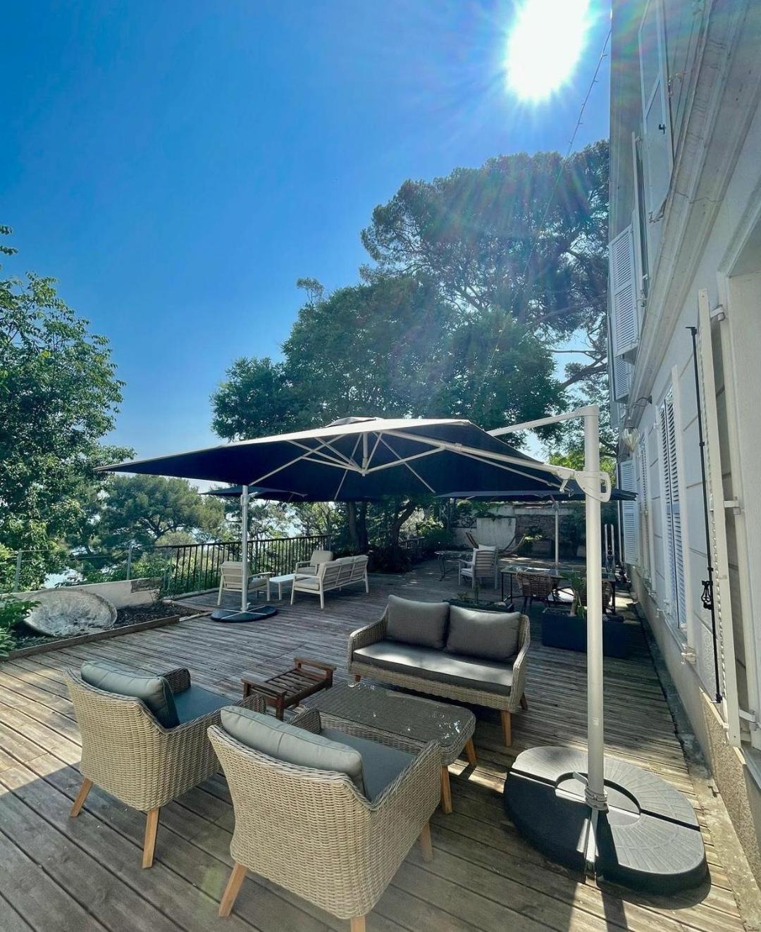 Villa-Chateau Les Terrasses - Tamaris, Plage Des Sablettes, Mer Au Bas De La Propriete لا سين سور مير المظهر الخارجي الصورة